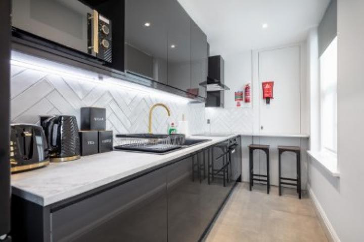 ** Inclusive of council tax, gas, electricity, water, internet and Netflix** Crown Terrace, Cricklewood